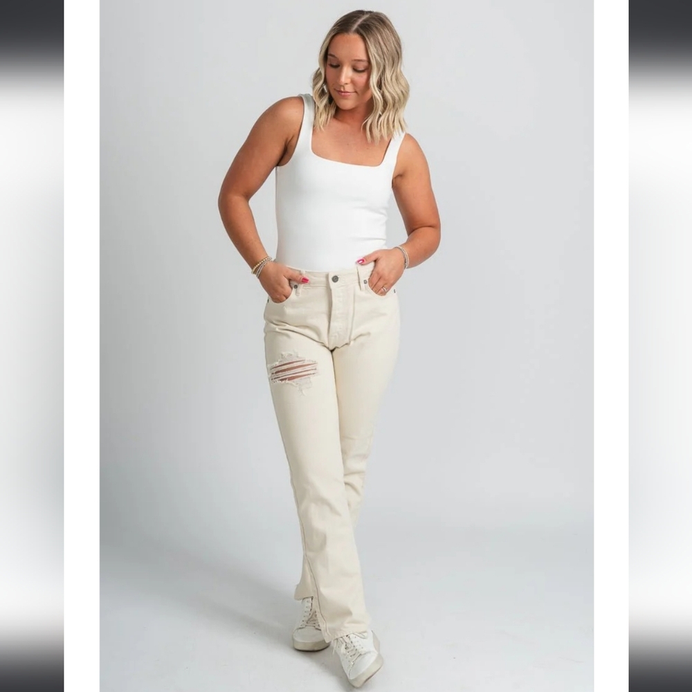Hidden Tracey High Rise Straight Leg Cream Jeans Distressed NWT Womens Size 31